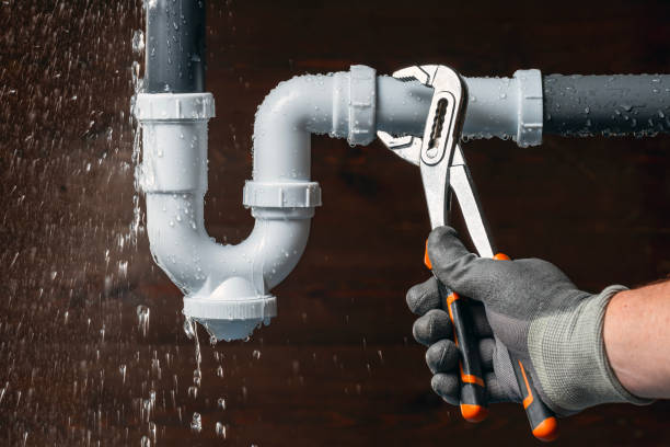 Professional Drain Cleaning technician working in Somerset, IN